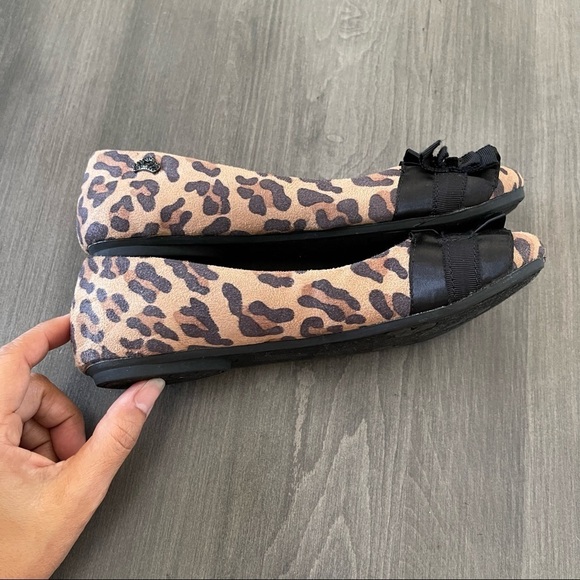 Fergalicious cheetah leopard animal print ballet flat shoes size 6.5 M - Picture 7 of 12